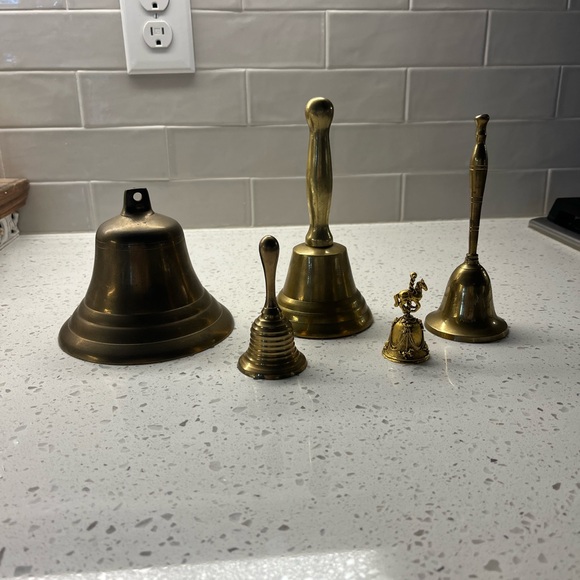Vintage brass bells - Picture 1 of 7